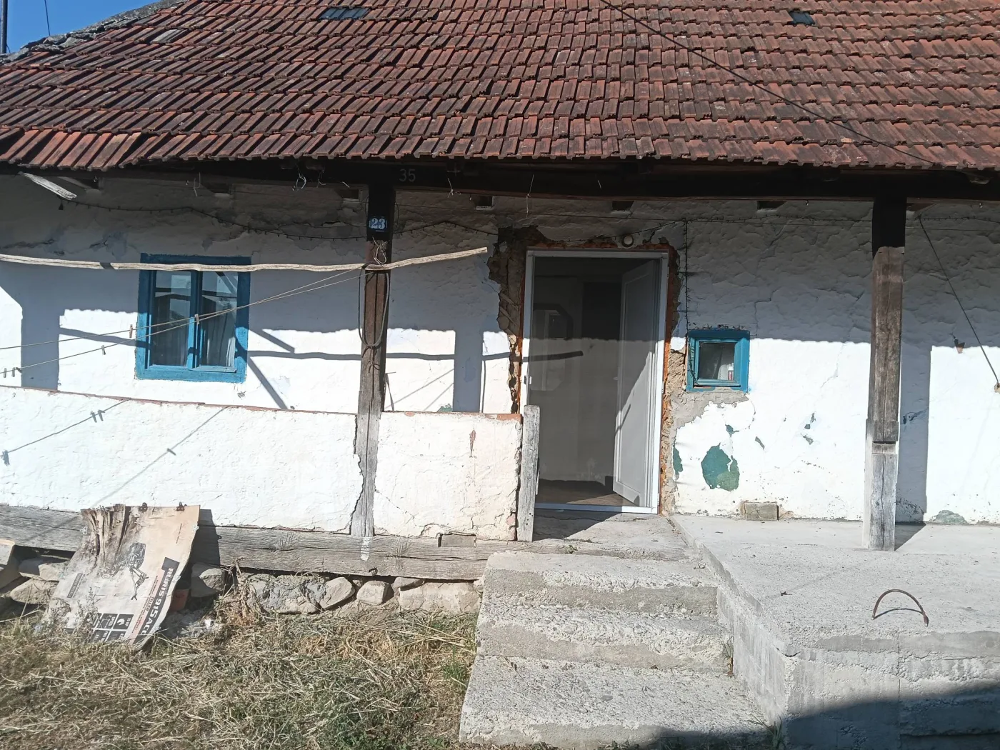 Imagine Casă cu teren 1900mp în Cizer