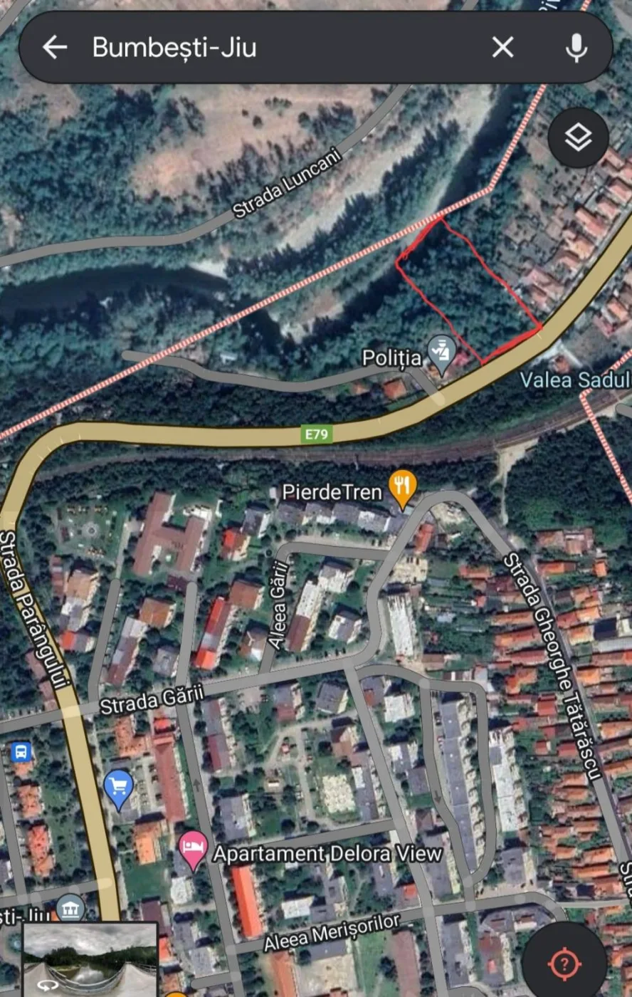 Casă cu teren 2000 mp